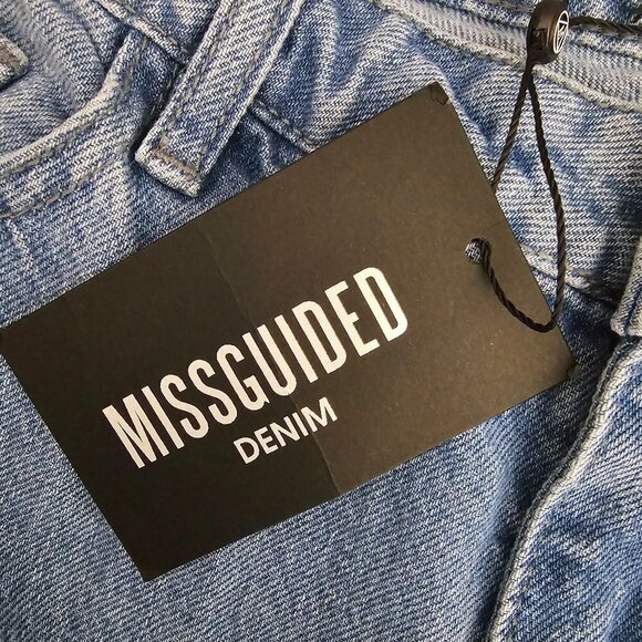 MISSGUIDED High Waisted Rip Straight Raw Hem Jeans - Picture 5 of 11